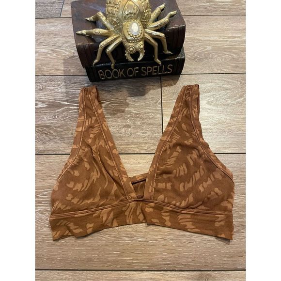 SKIMS Summer Mesh Plunge Bralette - Picture 3 of 5